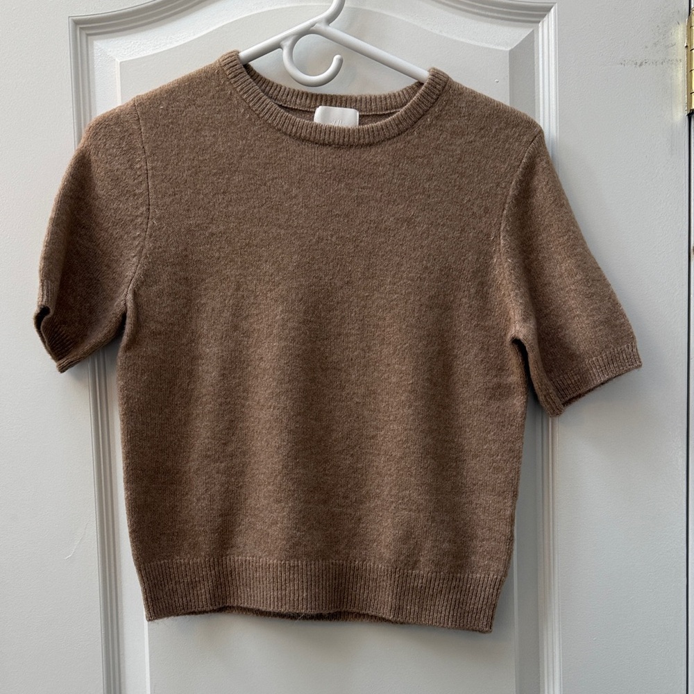 H&M Tan Crew Neck Women's Sweater Brand New